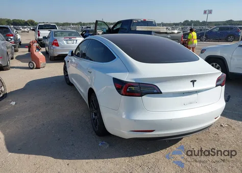 2018 Tesla Model 3 Long Range/Mid Range из США, поврежденный, VIN 5YJ3E1EA8JF035250